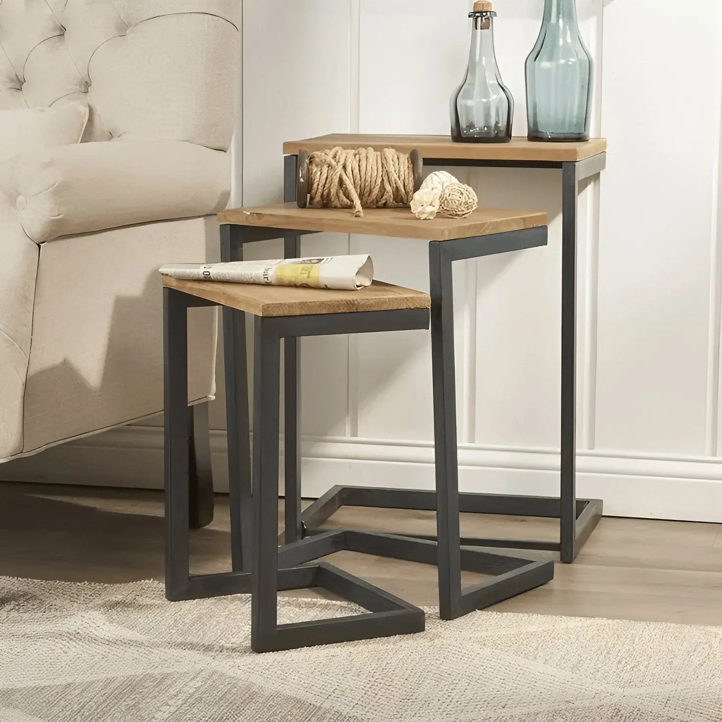 ترابيزات جانبية متداخلة معدن بسطح خشب