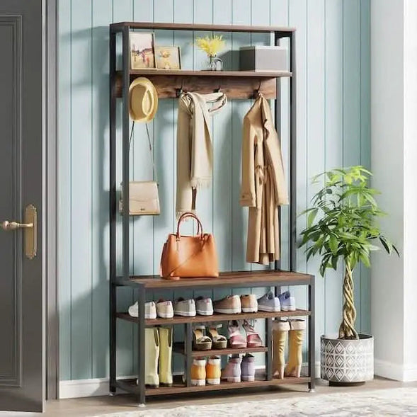 جزامة بعلاقة ملابس