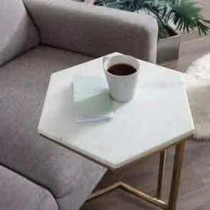 ترابيزة جانبية بسطح رخام