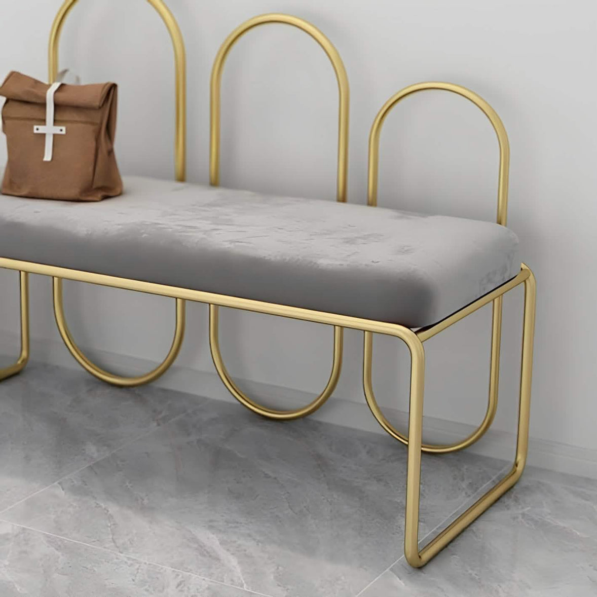 بانكيت معدن ذهبي