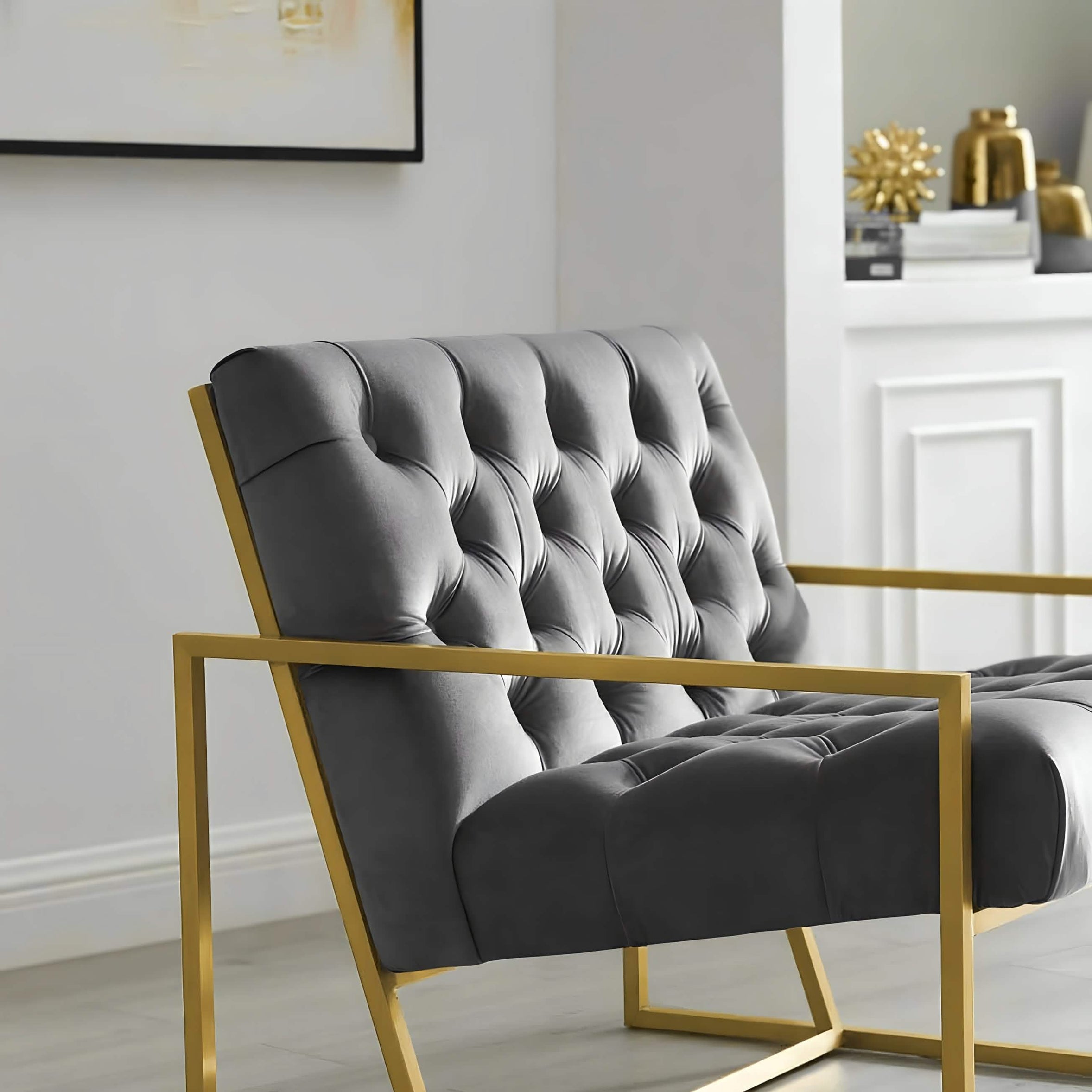 كرسي معدن مميز