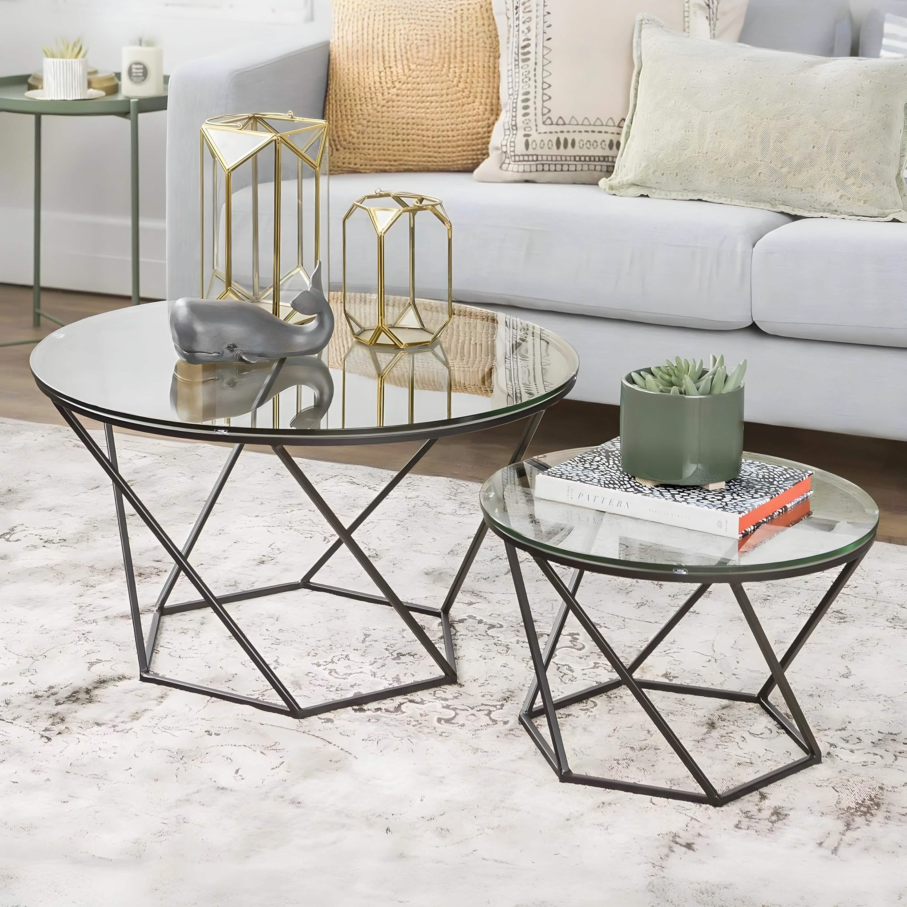 ترابيزة قهوة بسطح زجاج