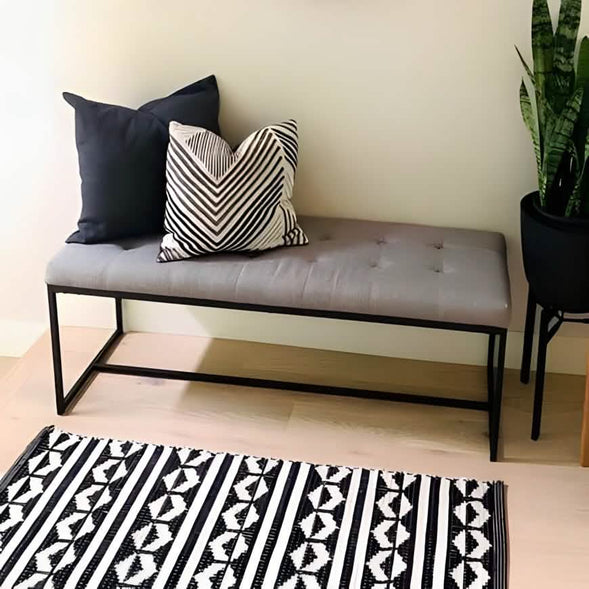 بانكيت معدن أسود