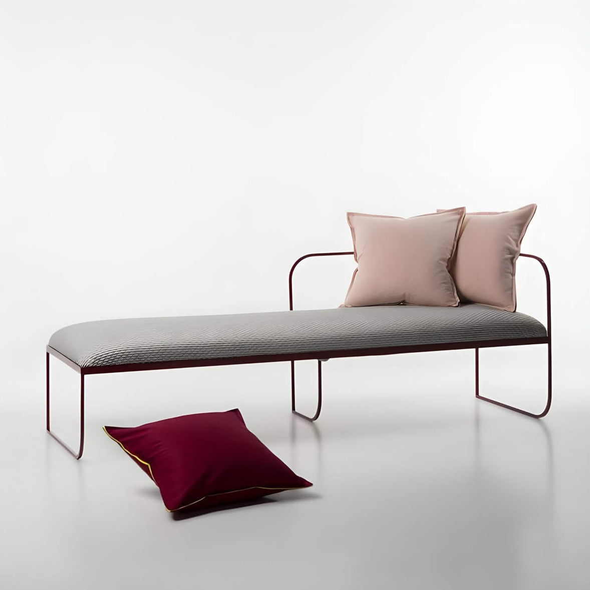 بانكيت معدن ذهبي