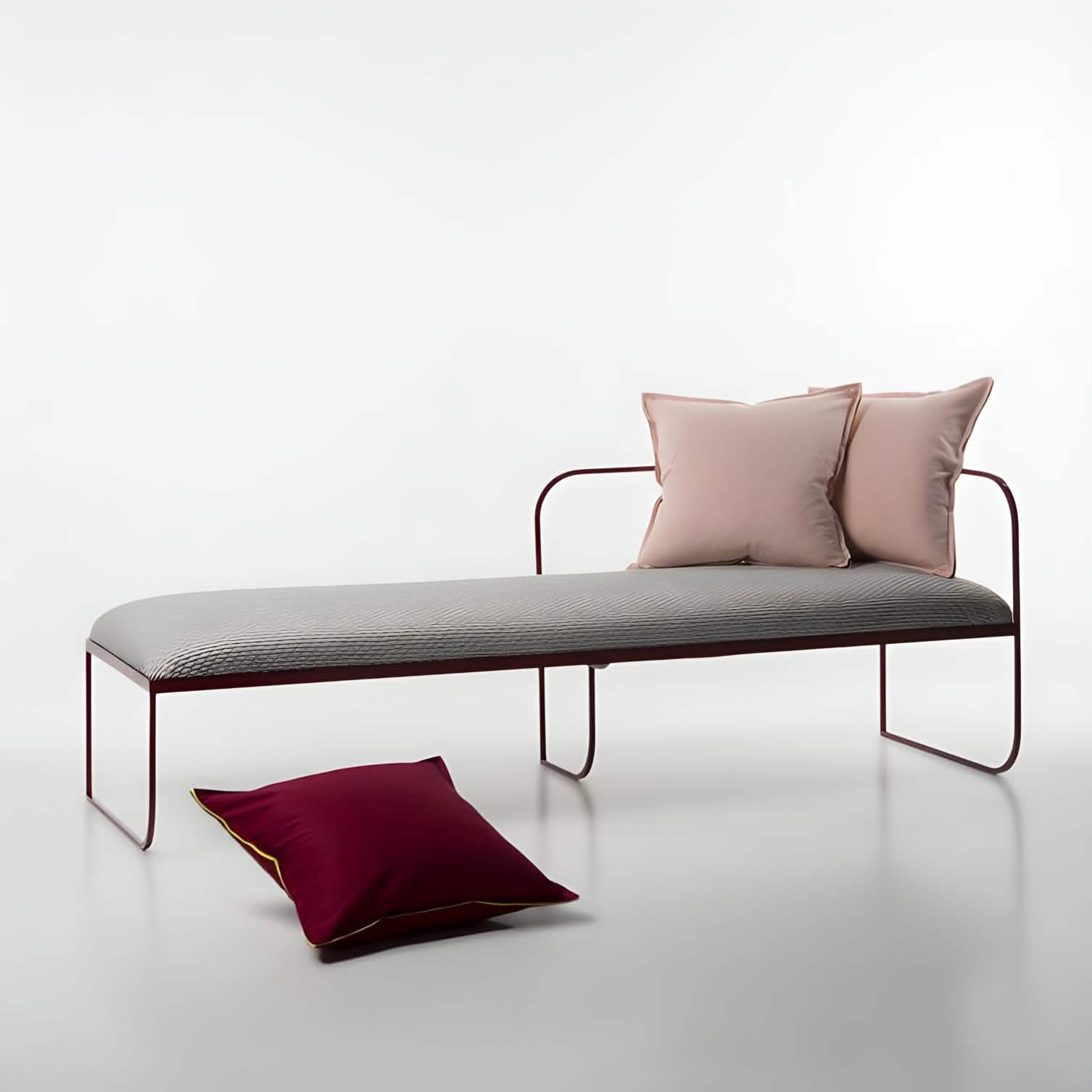 بانكيت معدن ذهبي