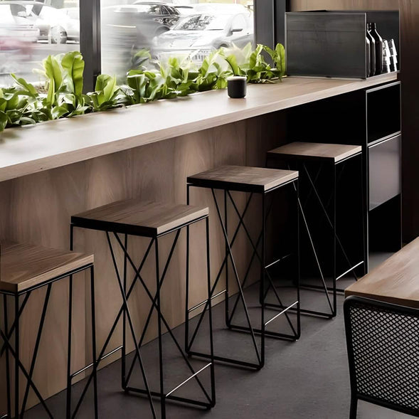 كرسي بار معدن