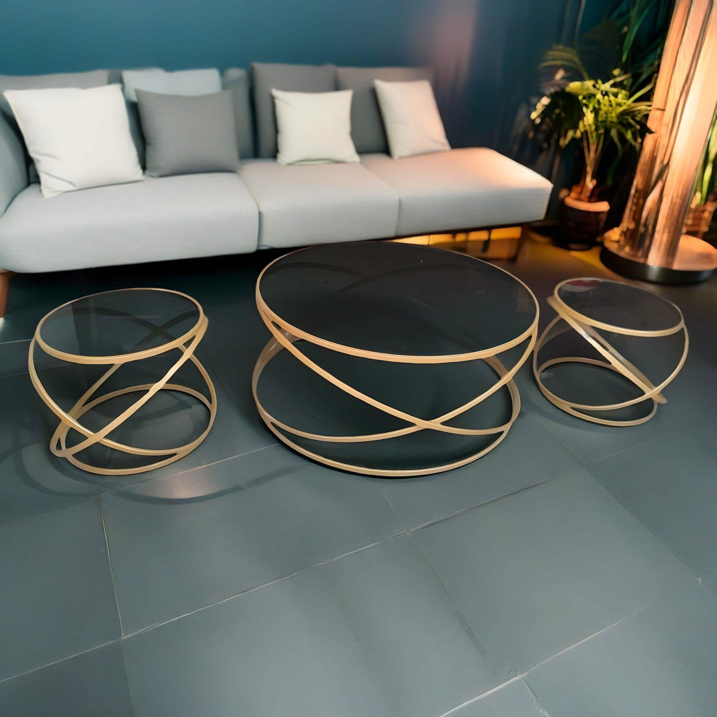 طقم ترابيزات ستيل ذهبي